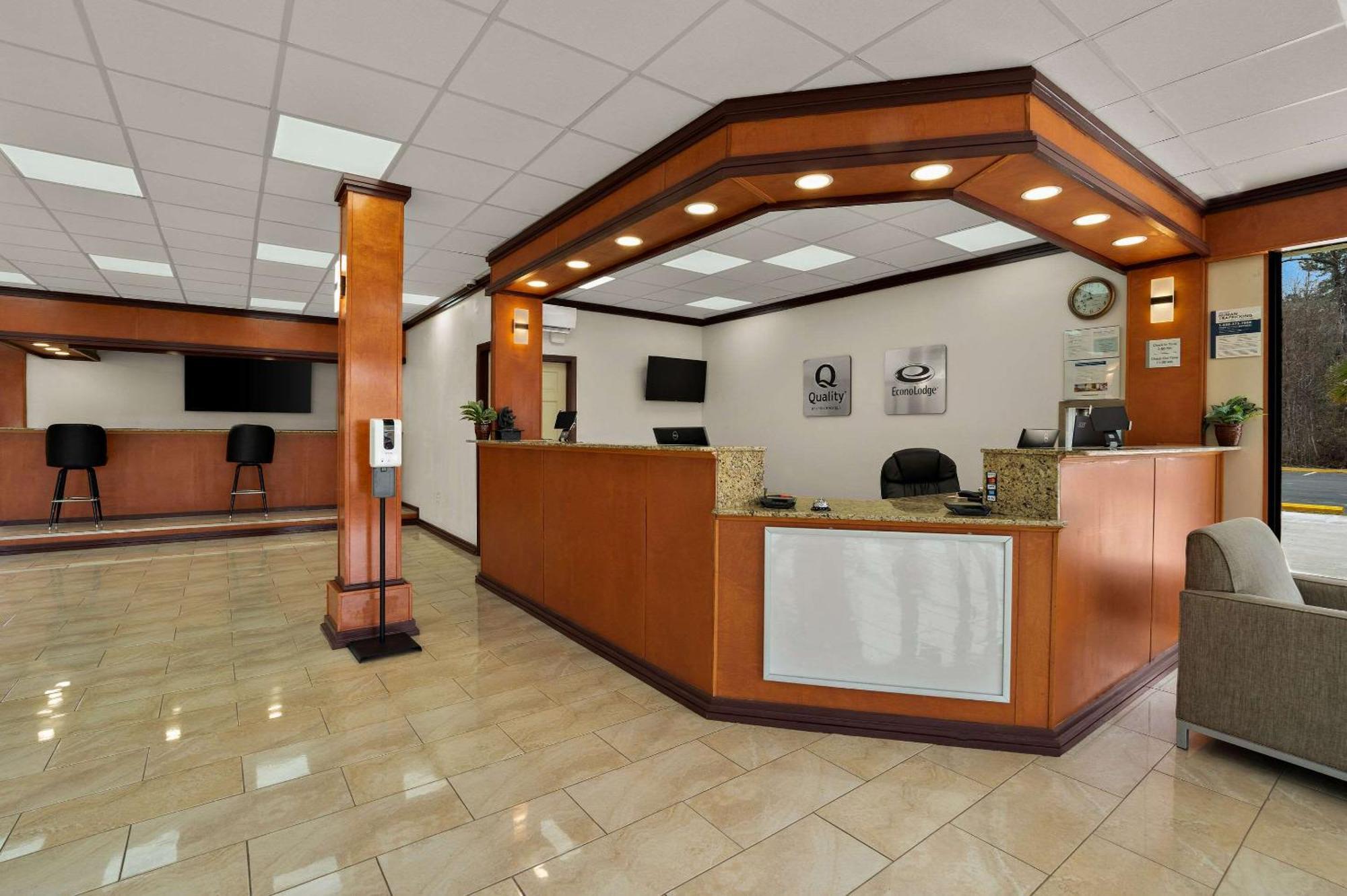 Econo Lodge イェマシー エクステリア 写真
