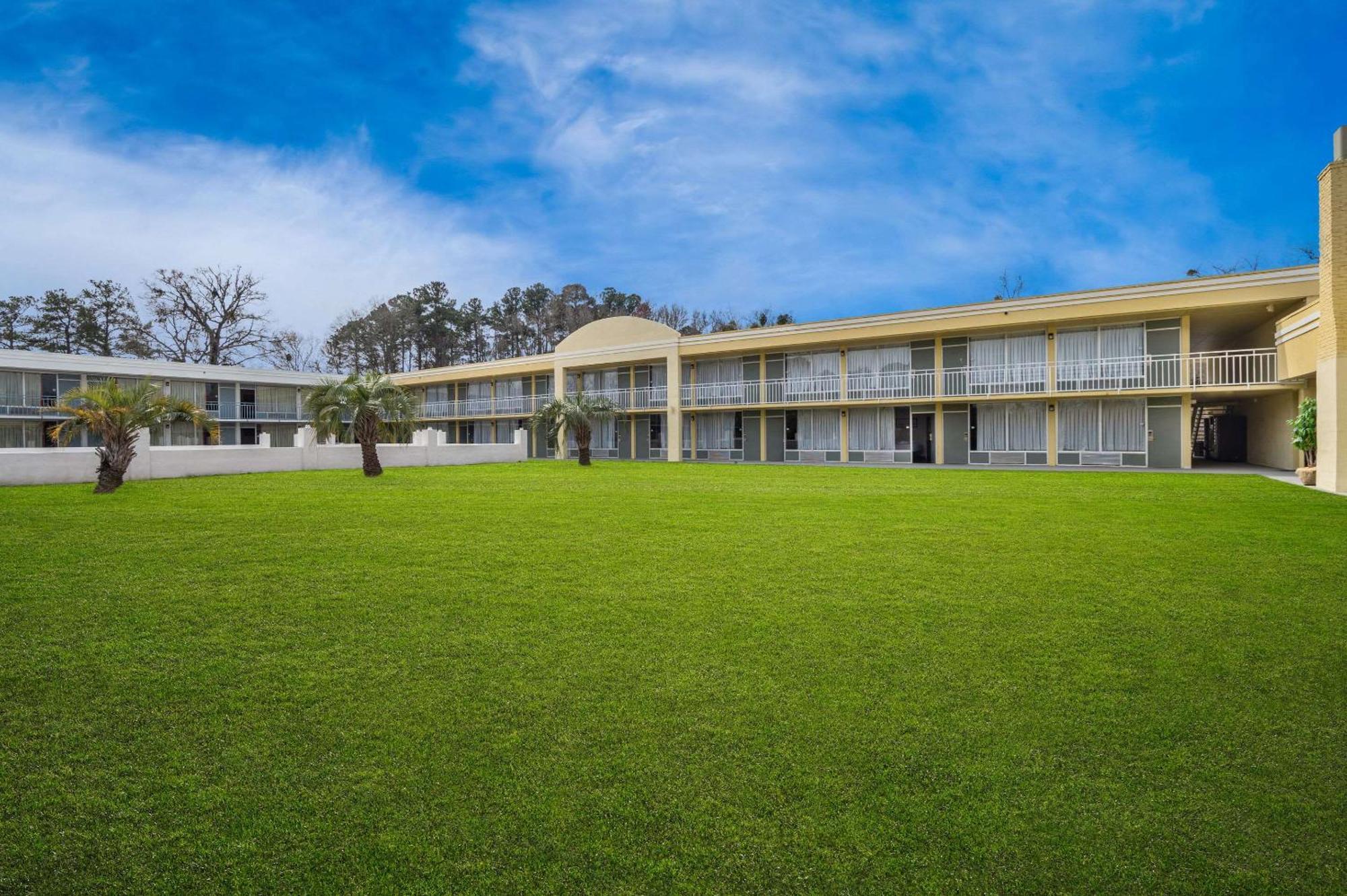 Econo Lodge イェマシー エクステリア 写真