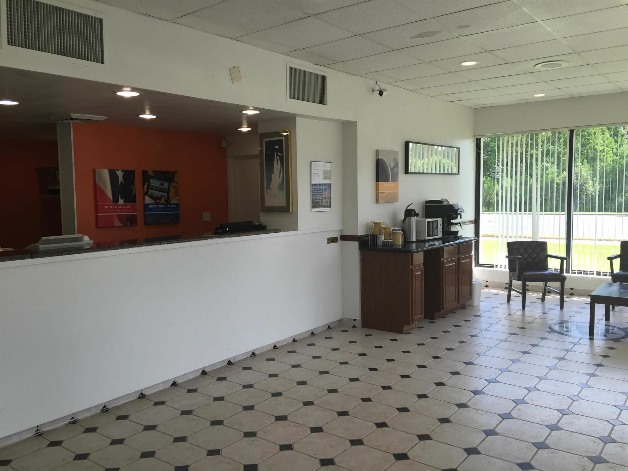 Econo Lodge イェマシー エクステリア 写真