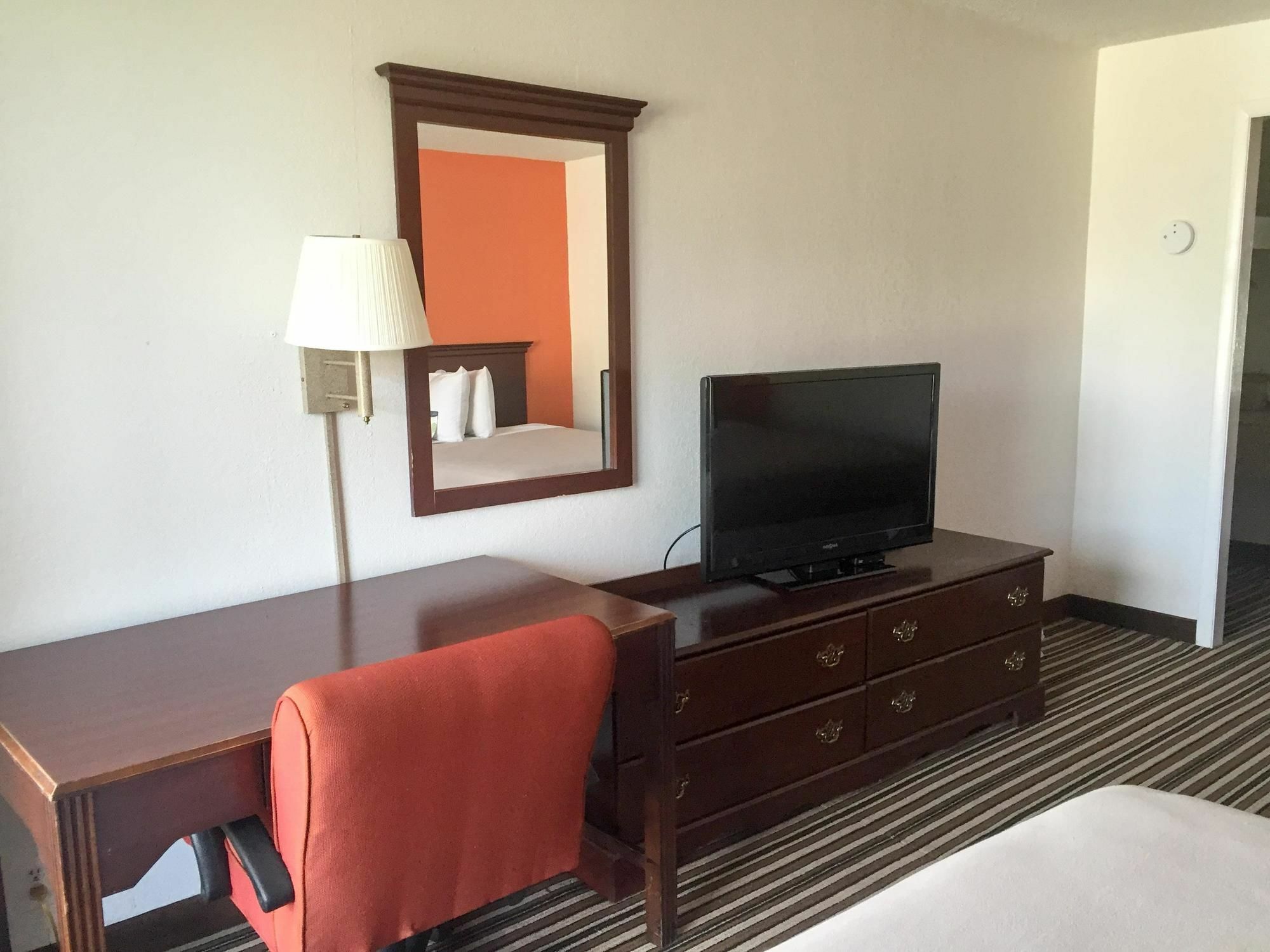 Econo Lodge イェマシー エクステリア 写真